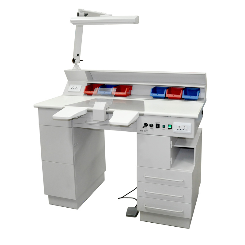 歯科機器 歯科ラボ作業台 歯科用ワークステーションテーブル（ - Lab Equipment のレビューと価格